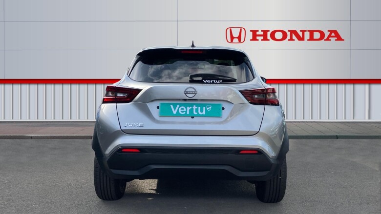 Nissan Juke 1.0 DiG-T 114 N-Connecta 5dr DCT Petrol Hatchback